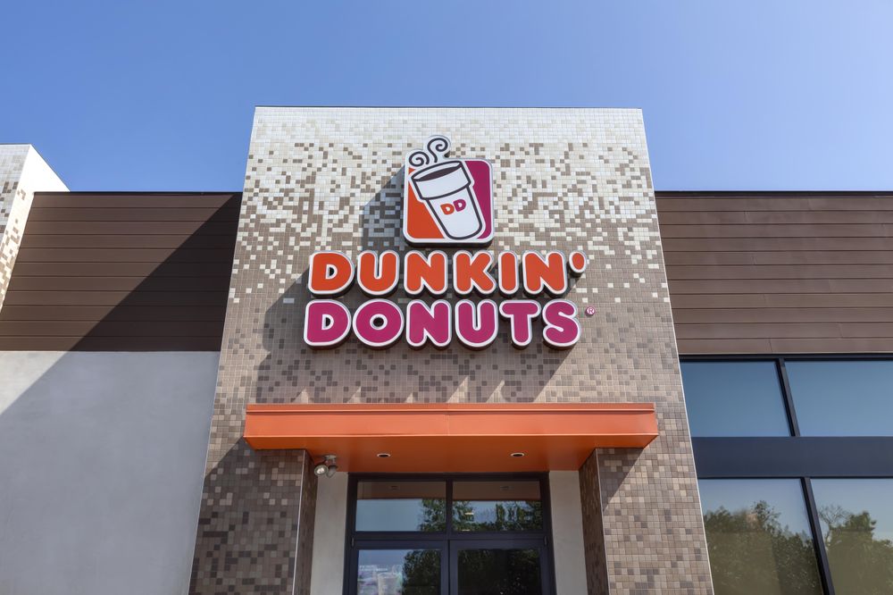 Dunkin’ Donuts opens new location in Riverside, California; its 12,000th restaurant worldwide