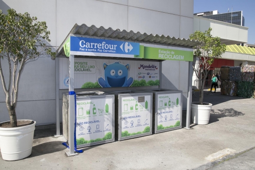 Carrefour Brazil launched its 138th recyclable materials drop-off station in São Paulo 