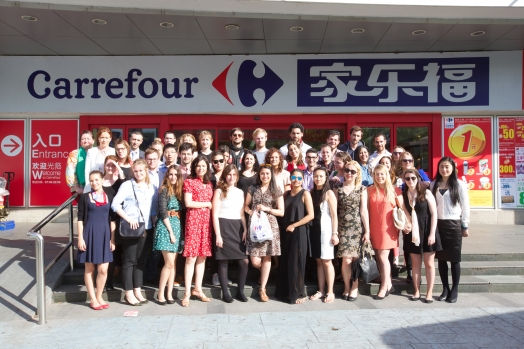 Carrefour to fund international mobility grants and support Paris-Dauphine University's "Campus" initiatives for all students 