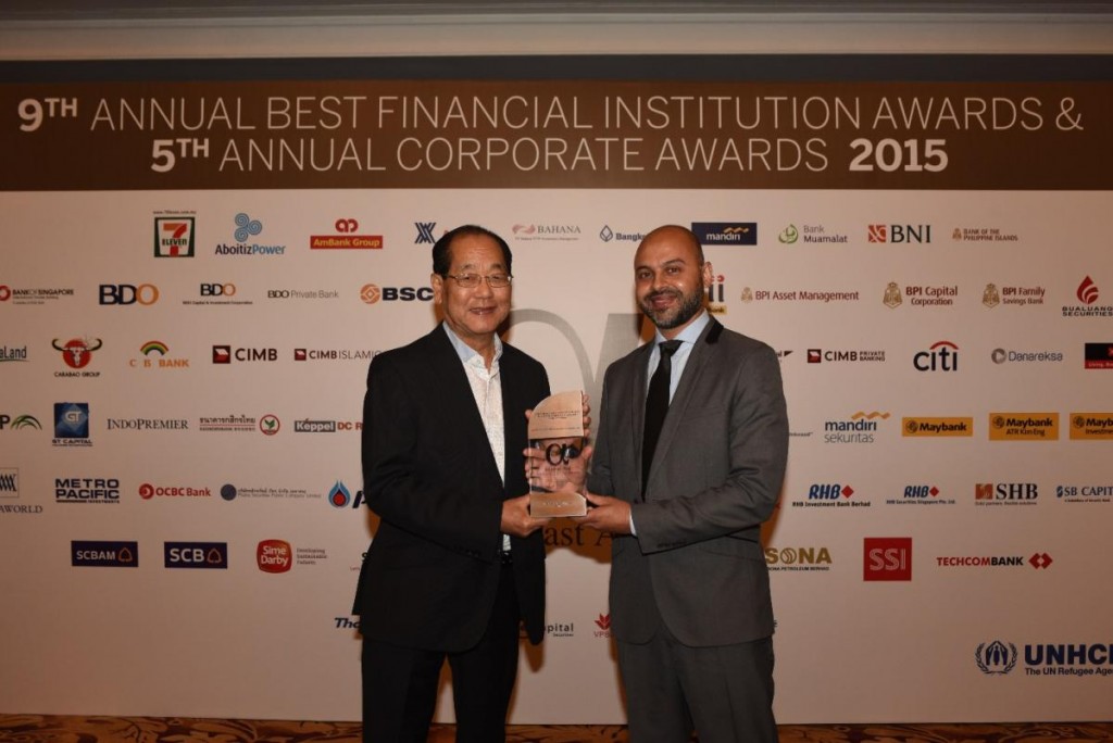 SM’s Executive Vice President and Chief Financial Officer Mr. Jose T. Sio (left) was named Best Chief Finance Officer (CFO) in the Philippines for the fourth time in a row by Alpha Southeast Asia magazine. Mr. Sio is known for his financial prudence while strongly supporting the phenomenal growth of the SM group of companies. With Mr. Sio is Siddiq Bazarwala, CEO and Publisher, Alpha Southeast Asia.