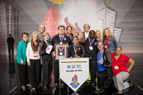The winners of the 2015 DR PEPPER SONIC GAMES and the franchise group that operates the Pineville location, Kergan Brothers, Inc. Front row: Laurie Wilkerson; Doris Reiners, vice president of administration for Kergan Brothers, Inc.; Katie Wakefield, switchboard operator and individual Silver medal winner; Curtis Desselles, swamp; Krista Viola, Carhop and individual Bronze medal winner; Timothy Lair, dresser and individual Gold medal winner; Christopher Guyton, grill; Lori Moresi, marketing director for Kergan Brothers, Inc. Back row: Gary Wilkerson, president of Kergan Brothers, Inc.; Lance Moresi, team leader; Megan Wakefield, fountain; Ted Kergan, CEO of Kergan Brothers, Inc.; Ann Kergan; Janet Hebert, vice president of finance for Kergan Brothers, Inc. (Photo: Business Wire)