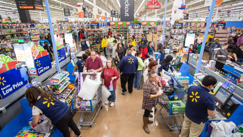 Walmart’s CMO Steve Bratspies on 2015 Black Friday: Tens of millions of customers visited our digital and physical aisles 