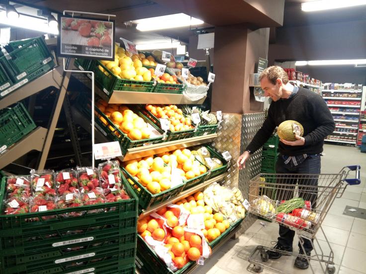 EROSKI ha inaugurado un supermercado franquiciado en la calle Santiago de Hondarribia. 