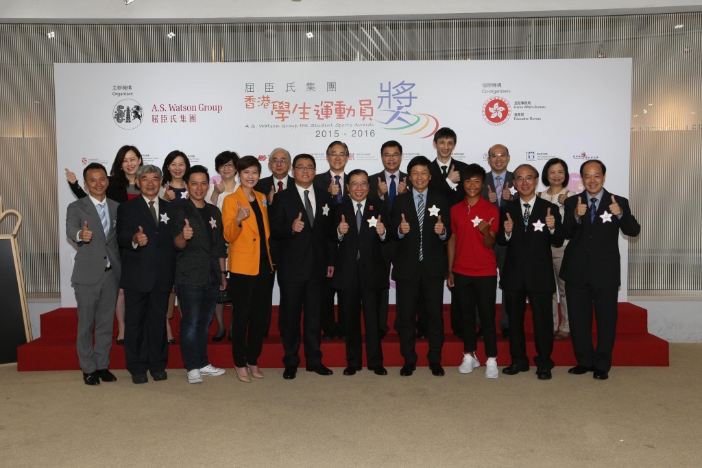 Celebrating the 11th anniversary of HKSSA, Mr. LI Bing, Director, Department of Publicity, Cultural and Sports Affairs Liaison Office of the Central People’s Government in the Hong Kong S.A.R. (5th from left in the front row), Mr. Dominic Lai, Group Managing Director of A.S. Watson Group (5th from right in the front row) and Mr. YEUNG Tak-keung, Commissioner for Sports, Recreation and Sport Branch, Home Affairs Bureau (4th from right in the front row) kick off the award presentation ceremony