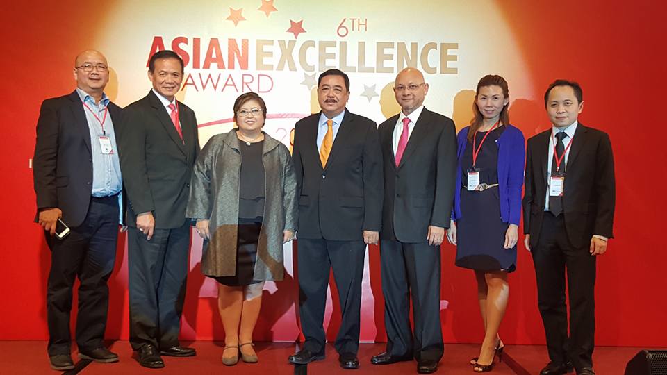 SM Investments Corporation won awards from Hong Kong-based magazine Corporate Governance Asia 