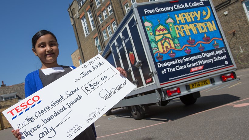 Tesco donates £20,000 worth of food to Mosques to help feed those