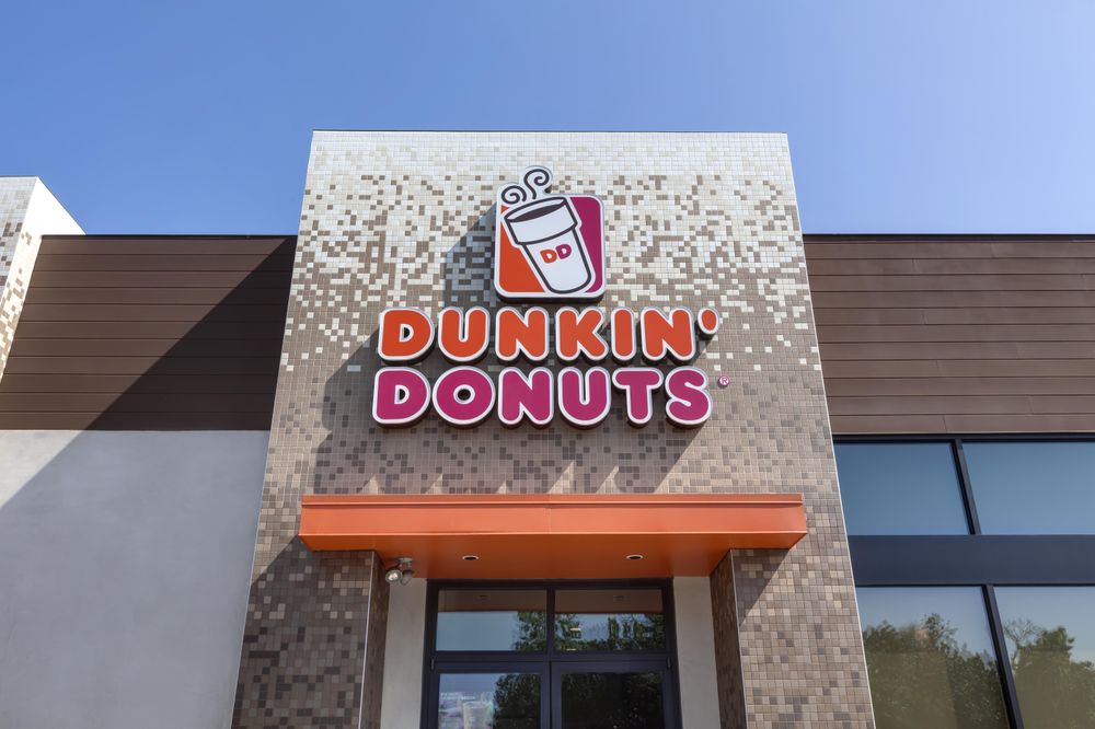 Dunkin’ Donuts opens new location in Riverside, California; its 12,000th restaurant worldwide 