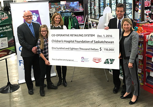 Co-op-Roughrider Game Day Approved partnership donates $118,000 to the Children’s Hospital Foundation of Saskatchewan 
