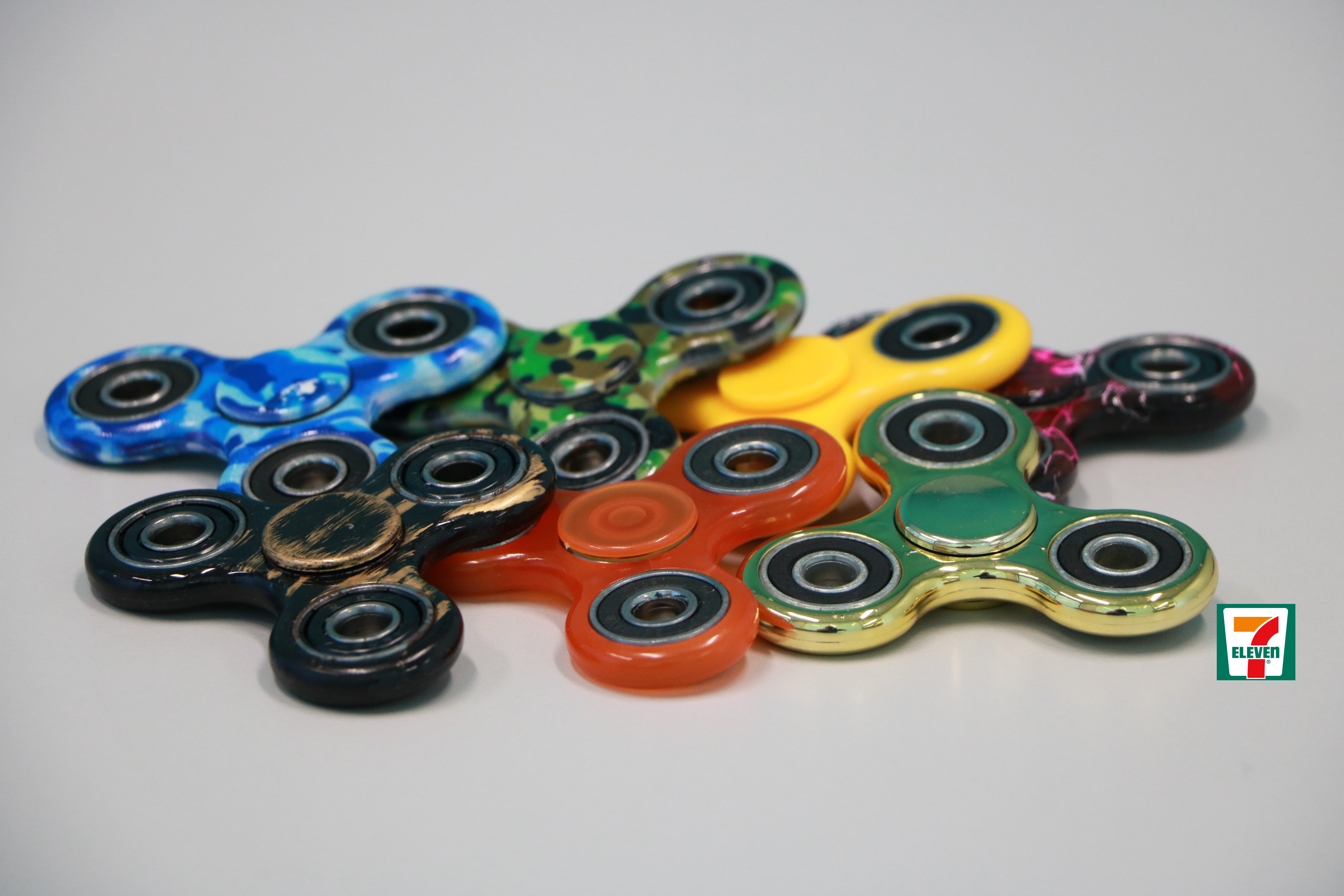 $1 fidget spinners